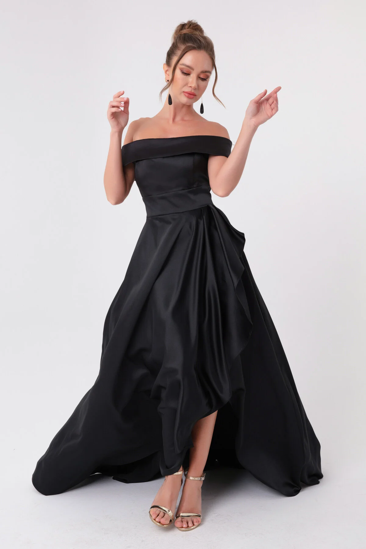 Lafaba  Schwarzes Abendkleid und Abschlusskleid aus Satin für Damen mit U-Boot-Ausschnitt