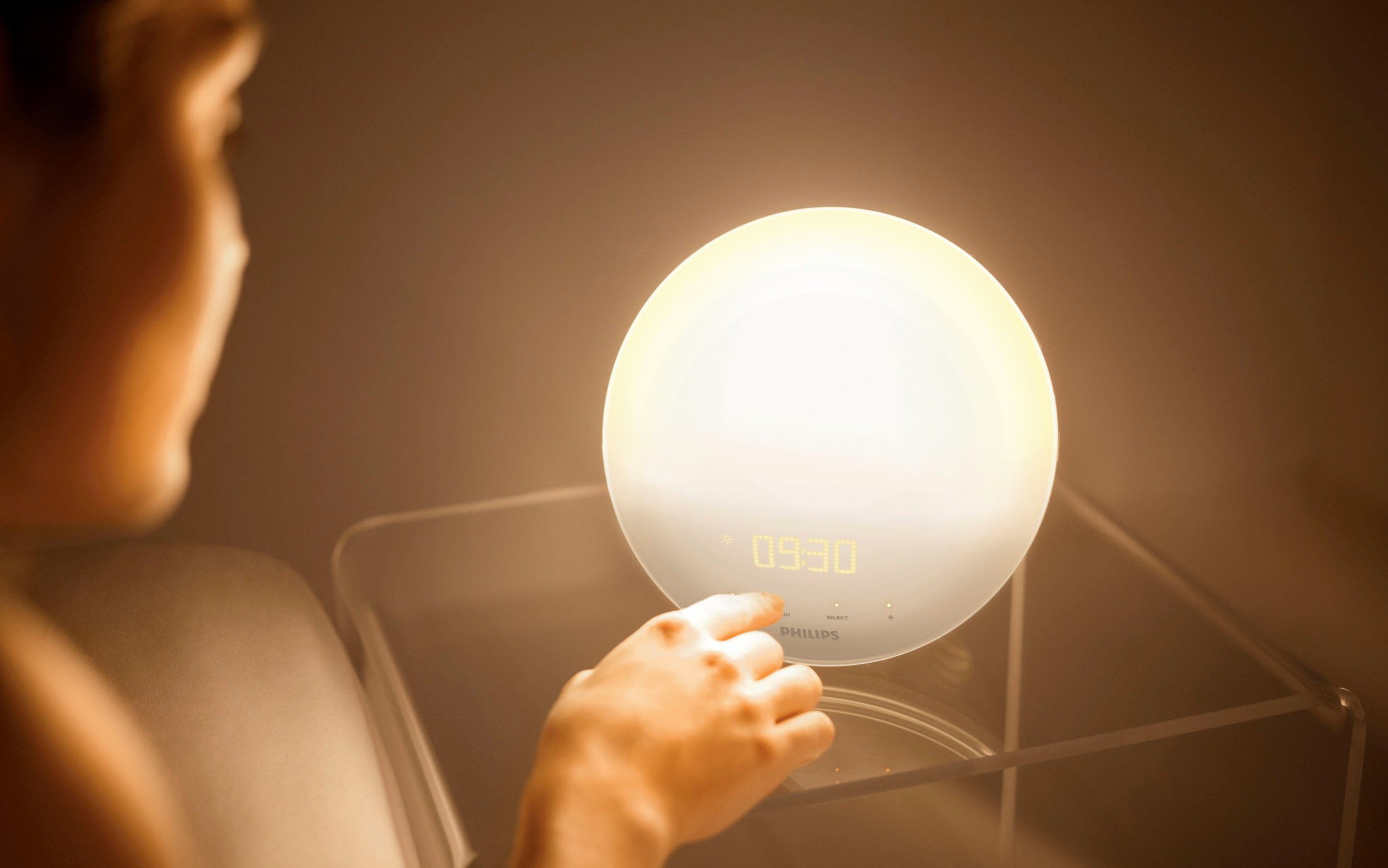 Philips Tageslichtwecker SmartSleep HF3521/01 mit 6 natürlichen Wecktönen, UKW Radio und 20 Lichteinstellungen
