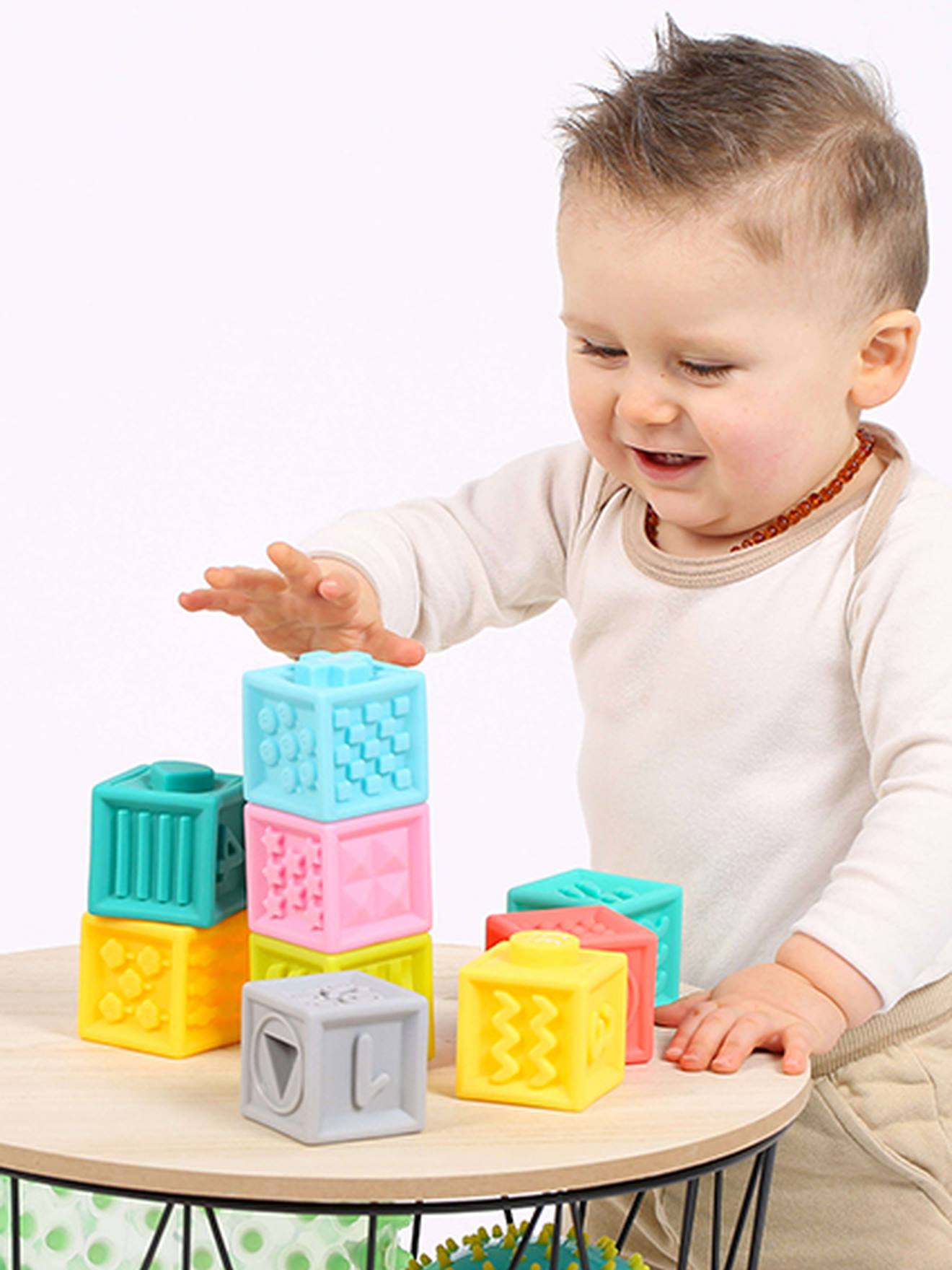 Ludi Baby Stapelturm LUDI, 9 Würfel - mehrfarbig