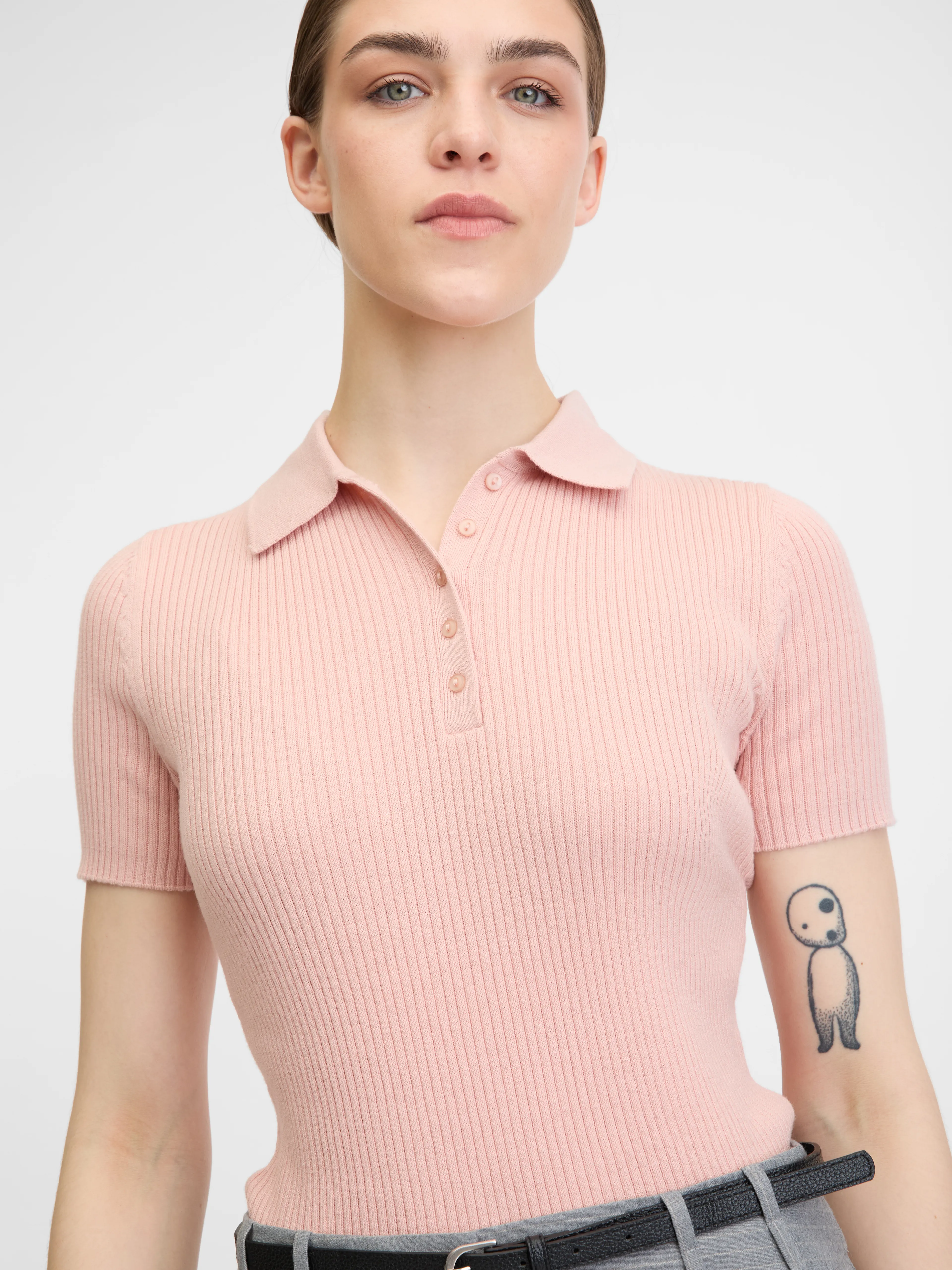 Hellrosa Damen-T-Shirt mit kurzen Ärmeln ORSAY