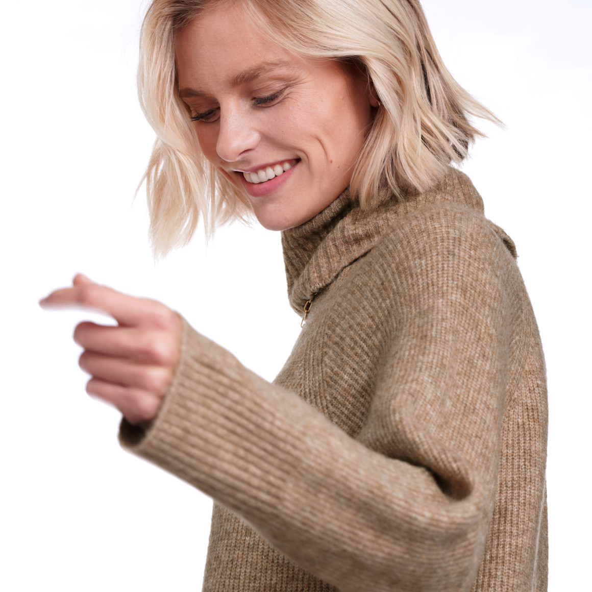 Damen Strickkleid mit Rollkragen