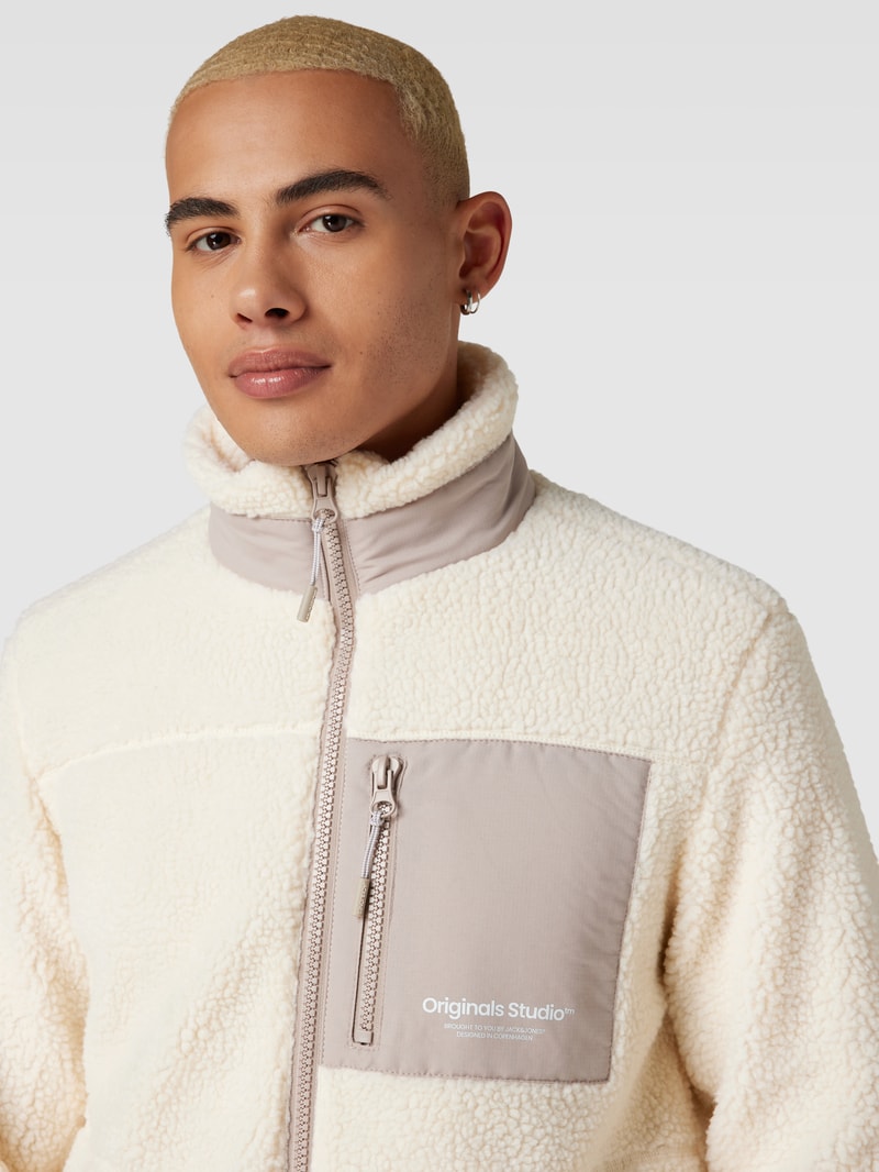 Jacke aus Teddyfell Modell 'JORVESTERBRO' in beige