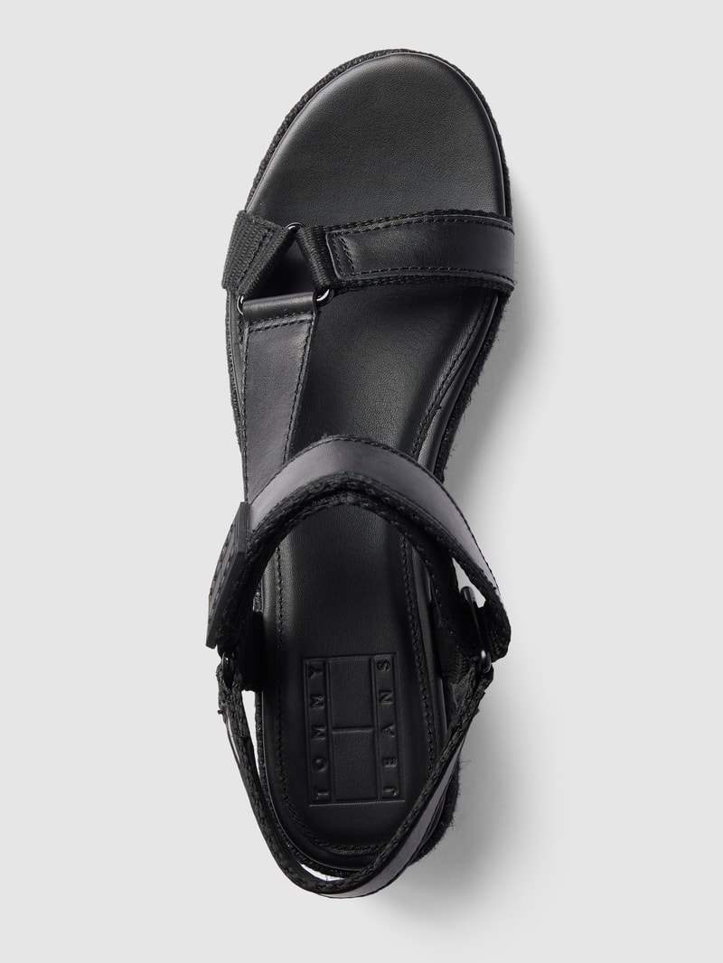 Sandalen mit Label-Schriftzug in schwarz