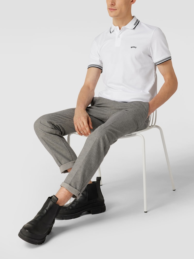 Slim Fit Poloshirt mit Kontraststreifen Modell 'Paul Curved' in weiß