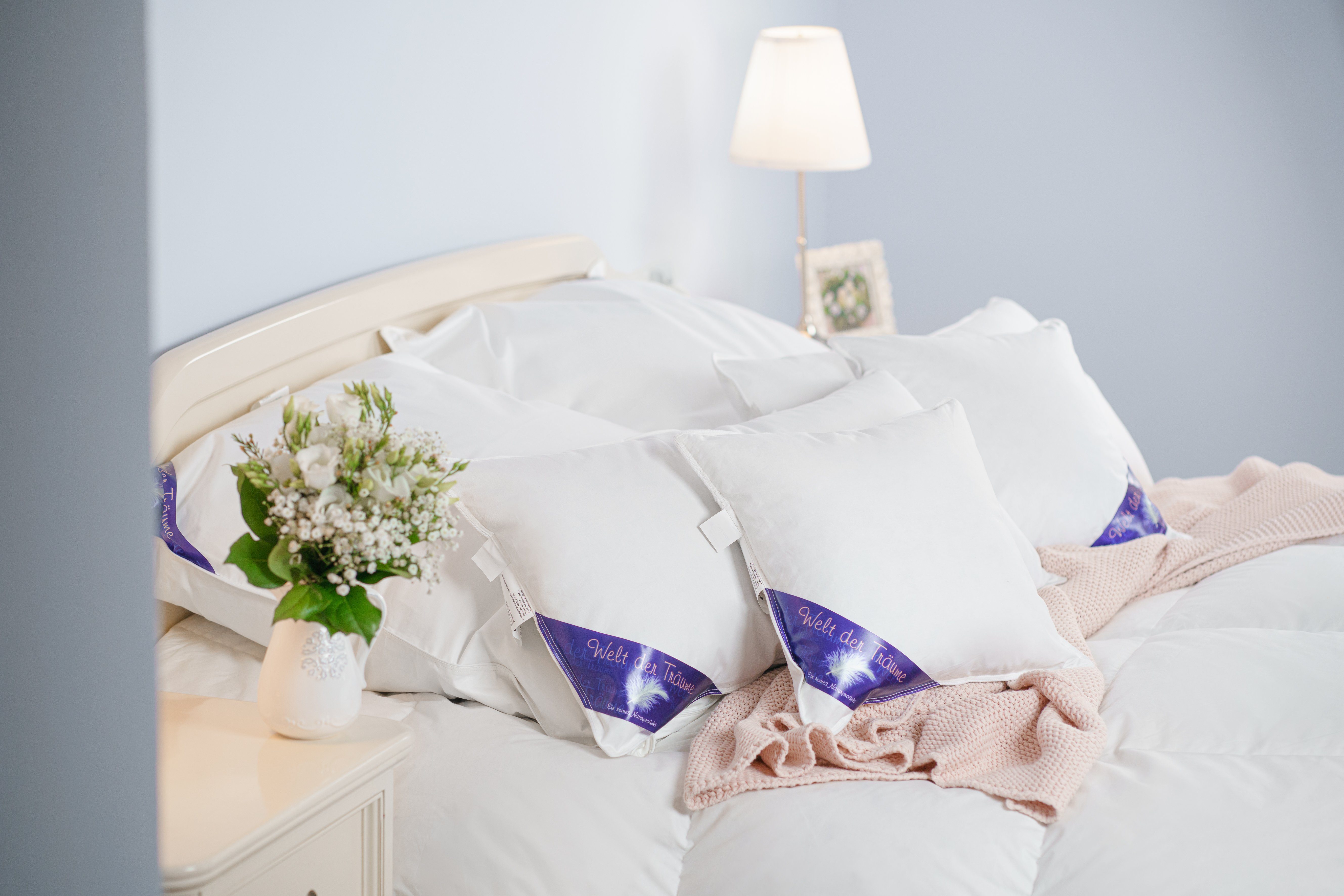 Daunenkissen Daunenkissen Kissen Kopfkissen Federkissen Kinderkissen Daunen Federn DownPillow FeatherPillow 80x80 900 Gr., Welt der Träume, Füllung: 60% Daunen/ 40% Federn, Made in Europe