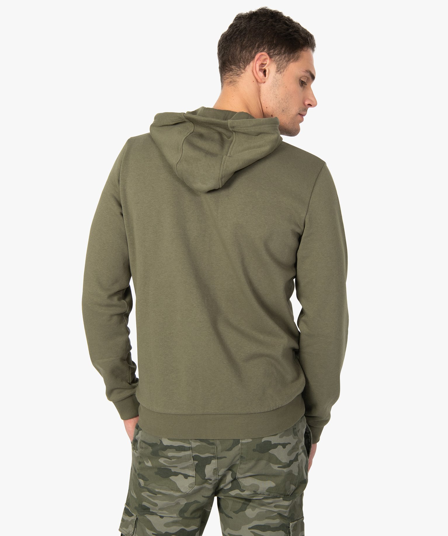 Sweat homme à capuche contenant du coton bio kaki | GEMO
