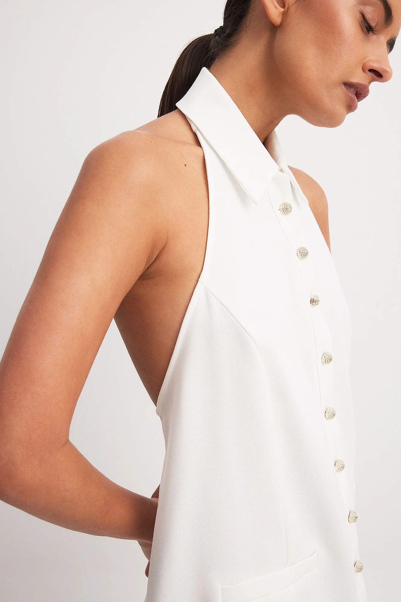 Minikleid in A-Linie mit Knopfdetail