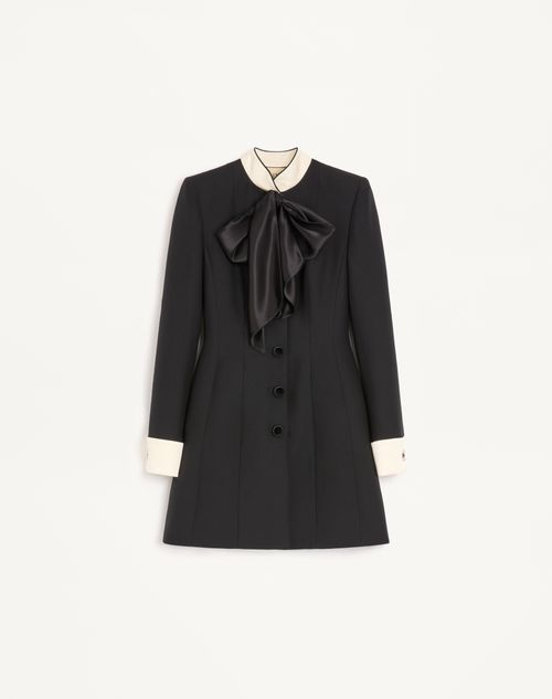 Vestido curto de crepe de alta costura