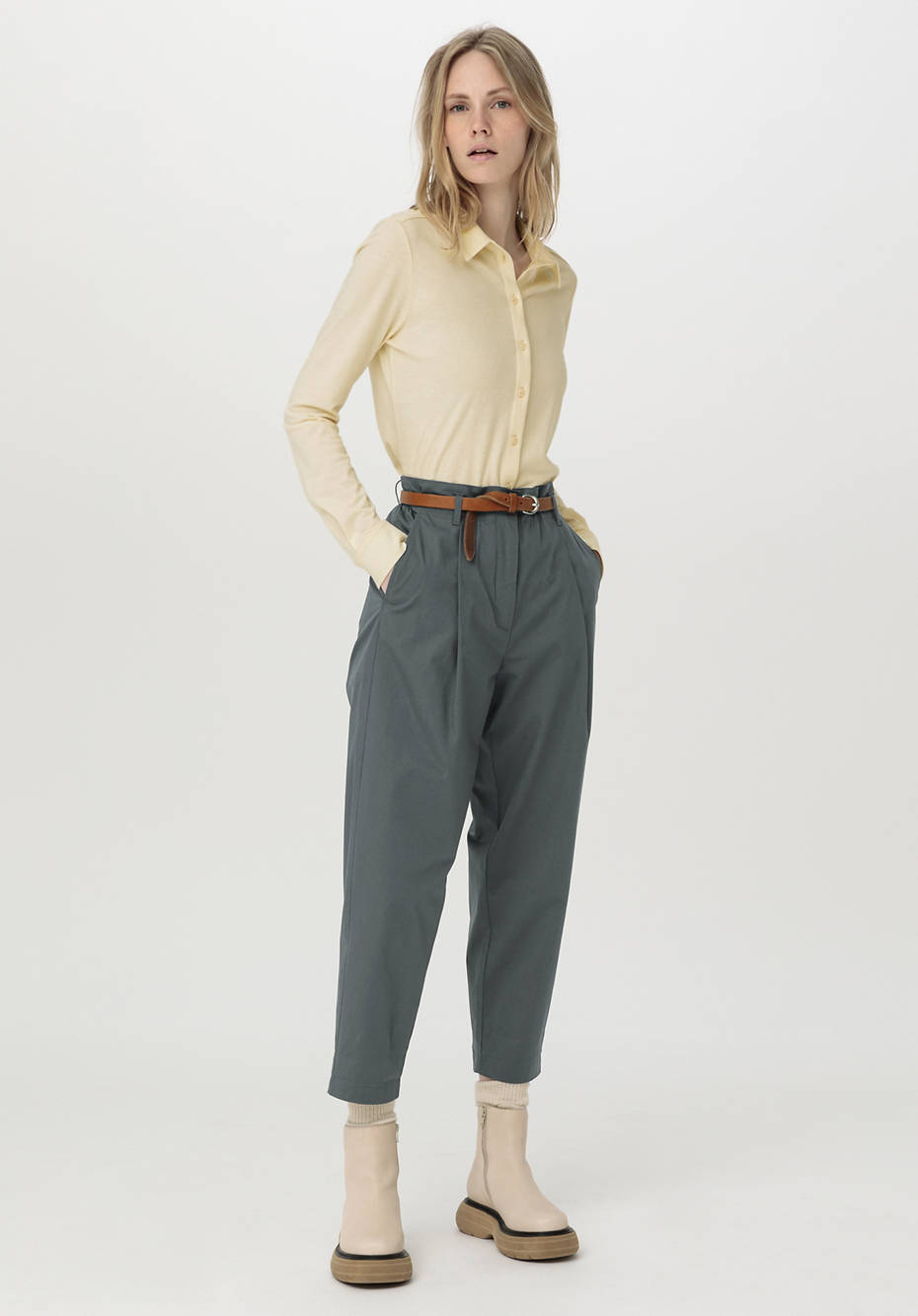 Paperbag-Hose aus Bio-Baumwolle