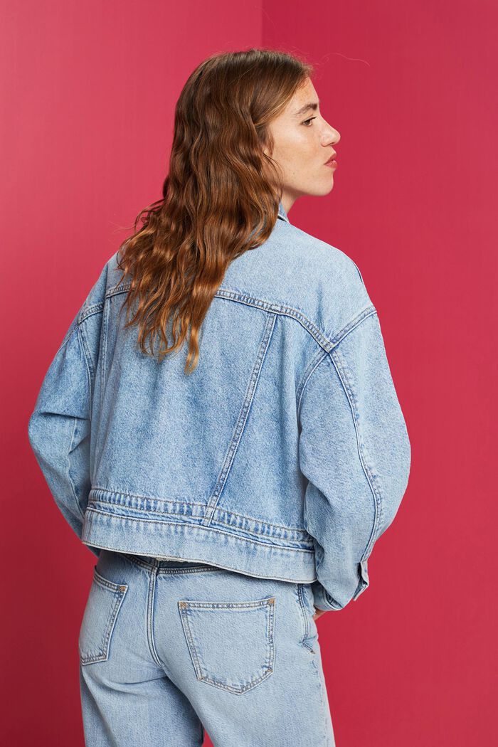 Oversized Jeansjacke in leichter Waschung