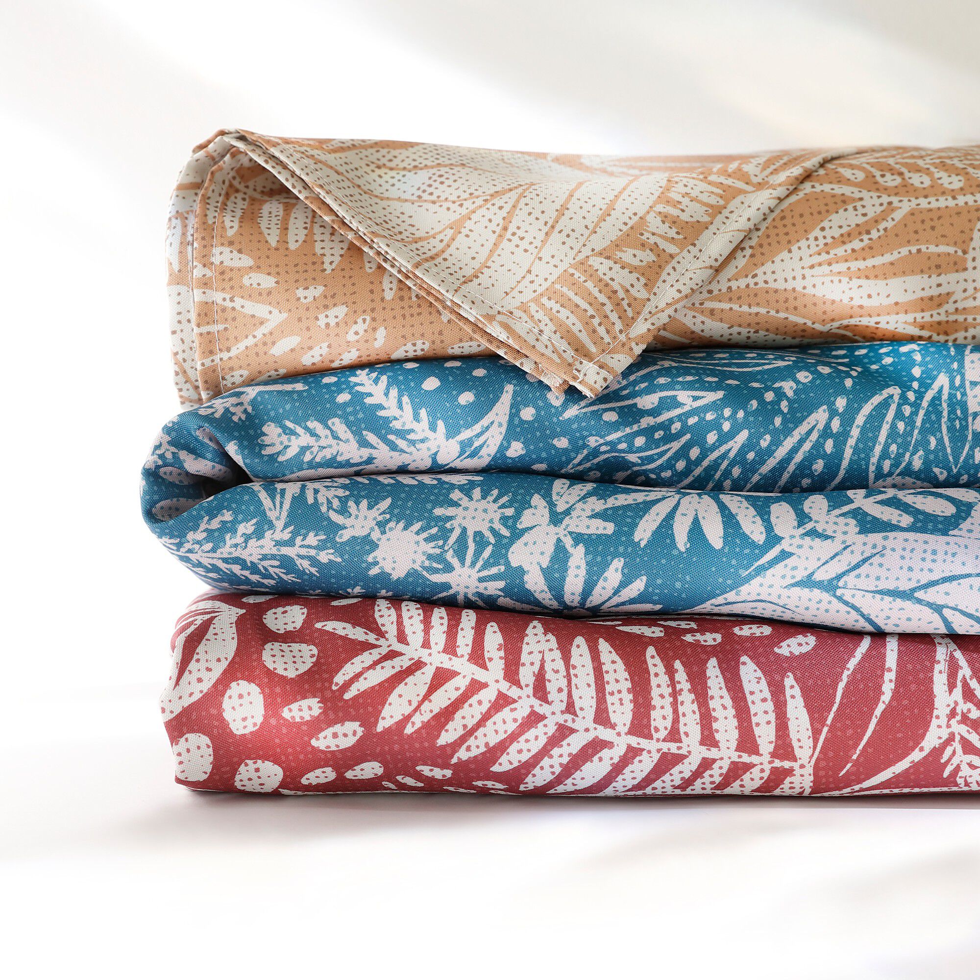 Nappe anti-taches motif floral