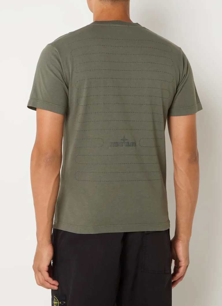 Stone Island 2NS92 T-krekls ar logotipu un apdruku aizmugurē