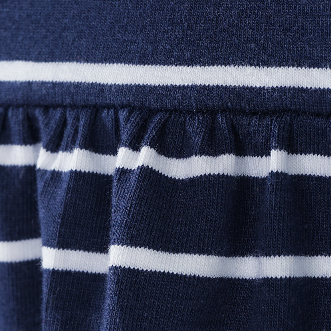 Mädchen Kleid mit Pferdchen-Applikation