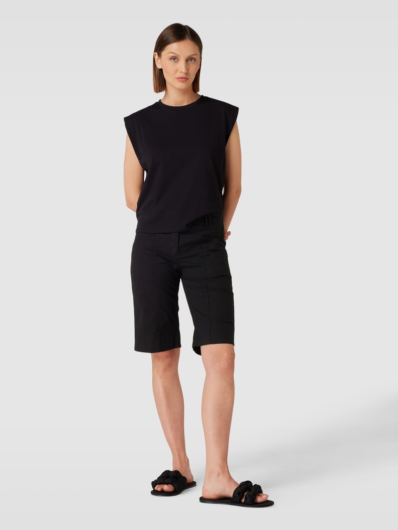 Bermudas mit seitlichen Eingrifftaschen Modell 'Lotta' in schwarz