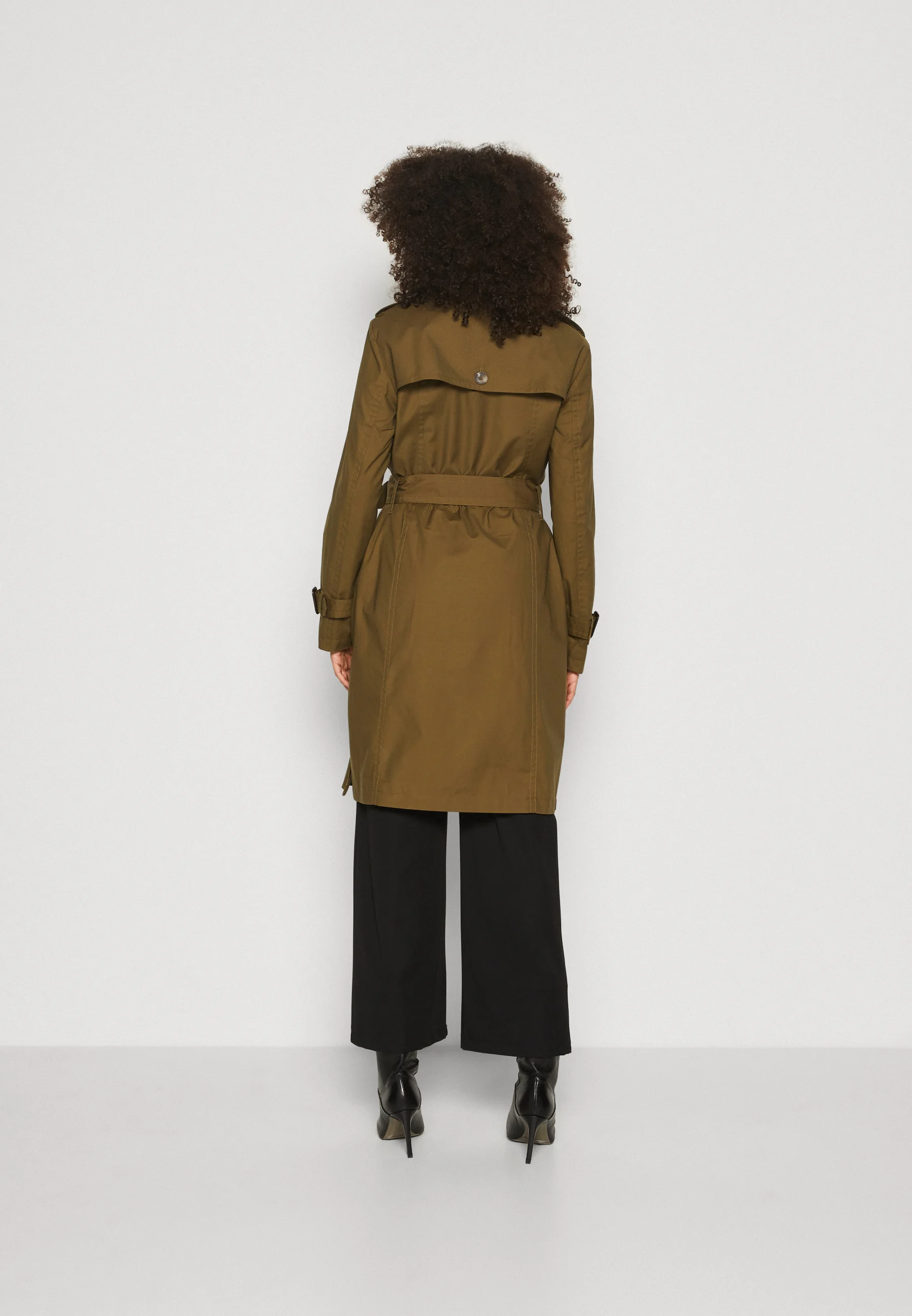 Esprit CLASSIC - Gabardina