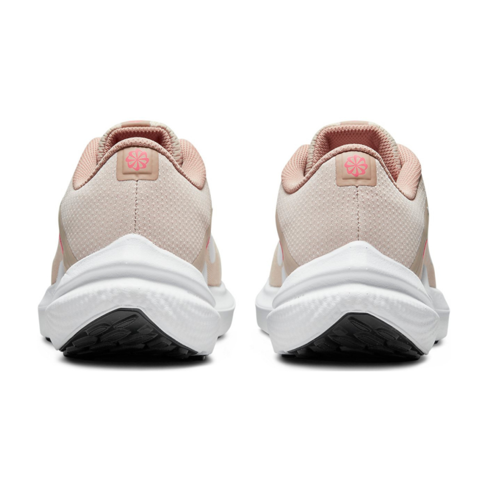 Nike Winflo 10 Air DV4023-100 / braun