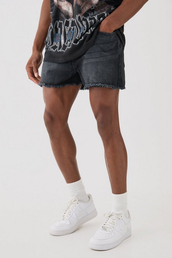 Lockere super kurze Jeansshorts in gewaschenem Schwarz