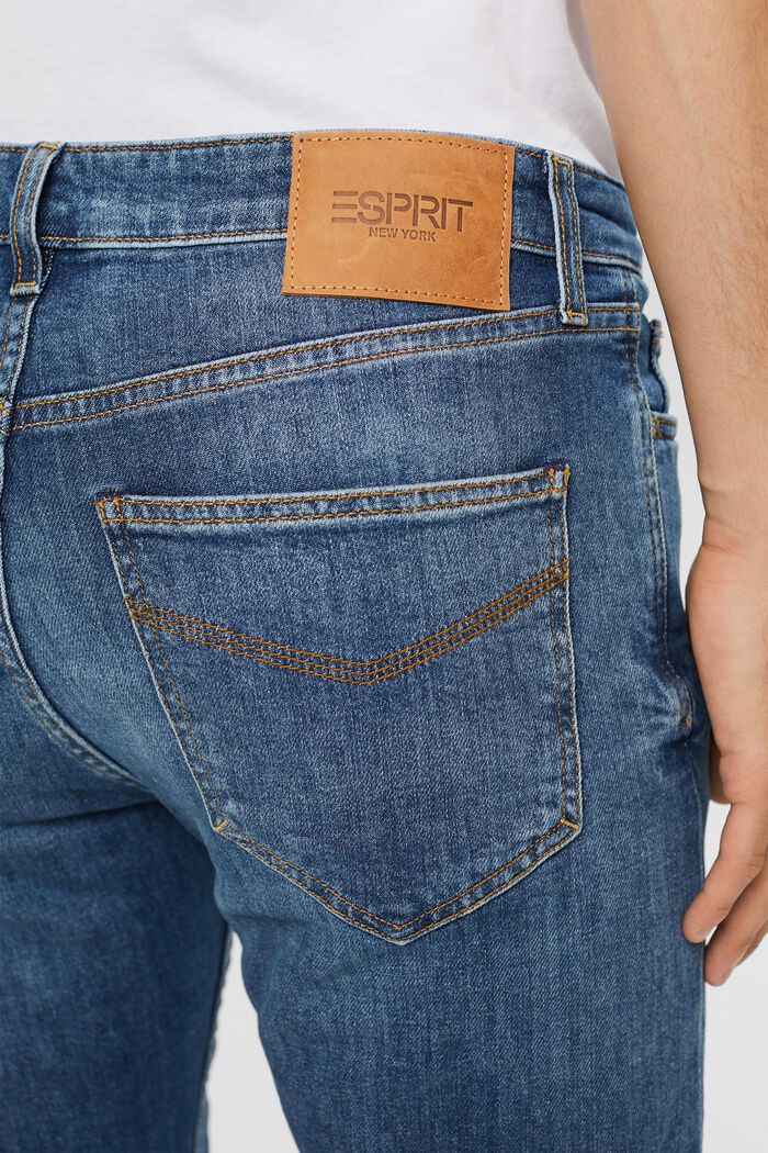 Jeans mit mittlerer Bundhöhe und Premium-Selvedge-Naht
