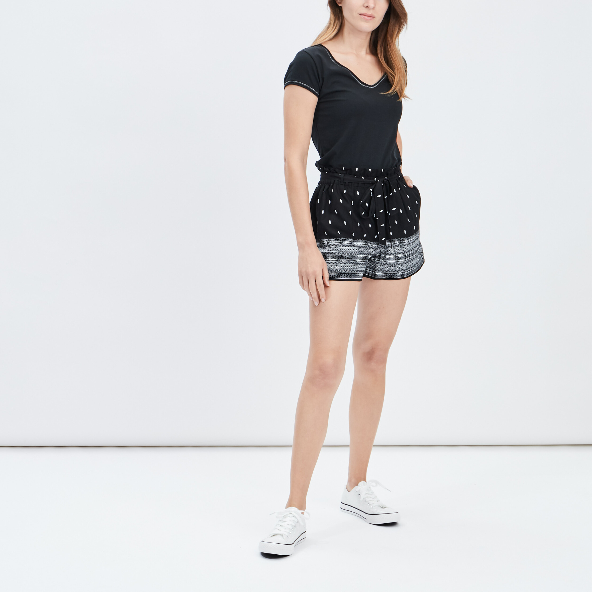 T-shirt manches courtes ajusté noir femme | La Halle