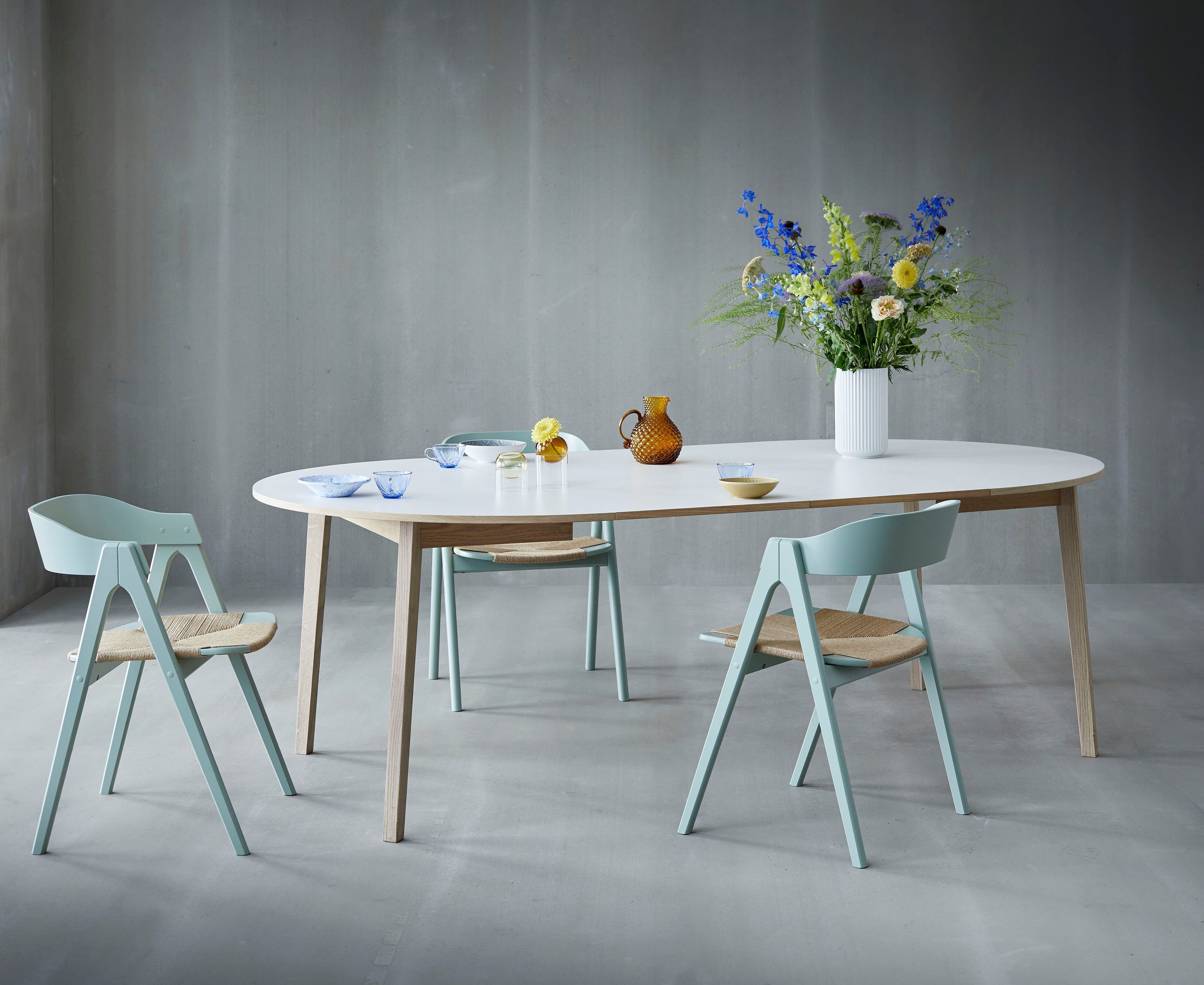 Hammel Furniture Esstisch Basic by Hammel Single, Ø130/228 cm, Gestell aus Massivholz, inklusive 2 Einlegeplatten