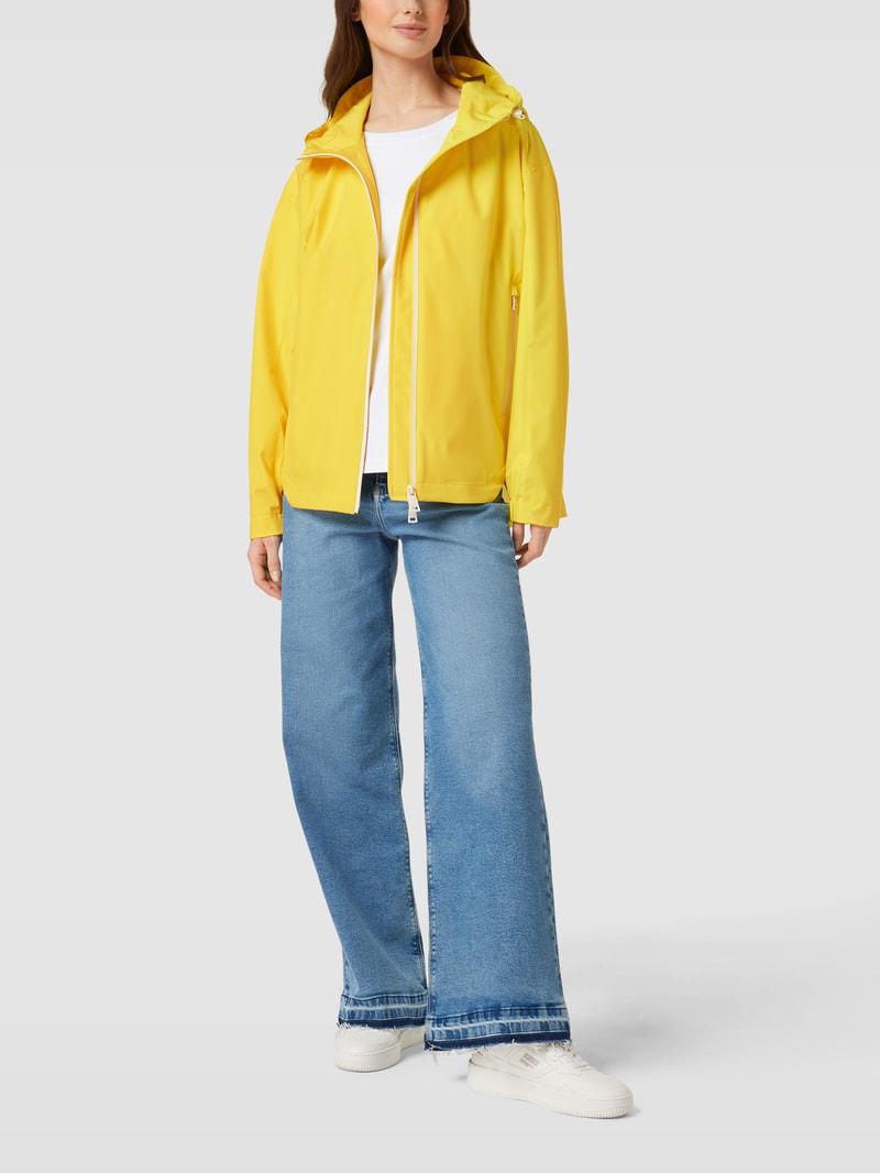 Jacke mit seitlichen Eingrifftaschen in gelb