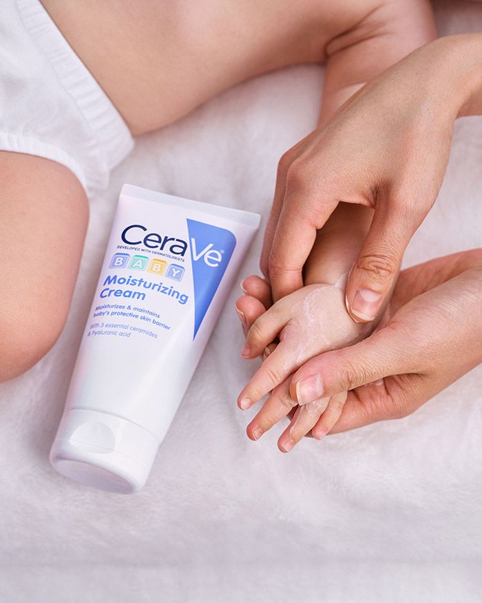 Crème hydratante pour bébé sans parfum et sans parabènes