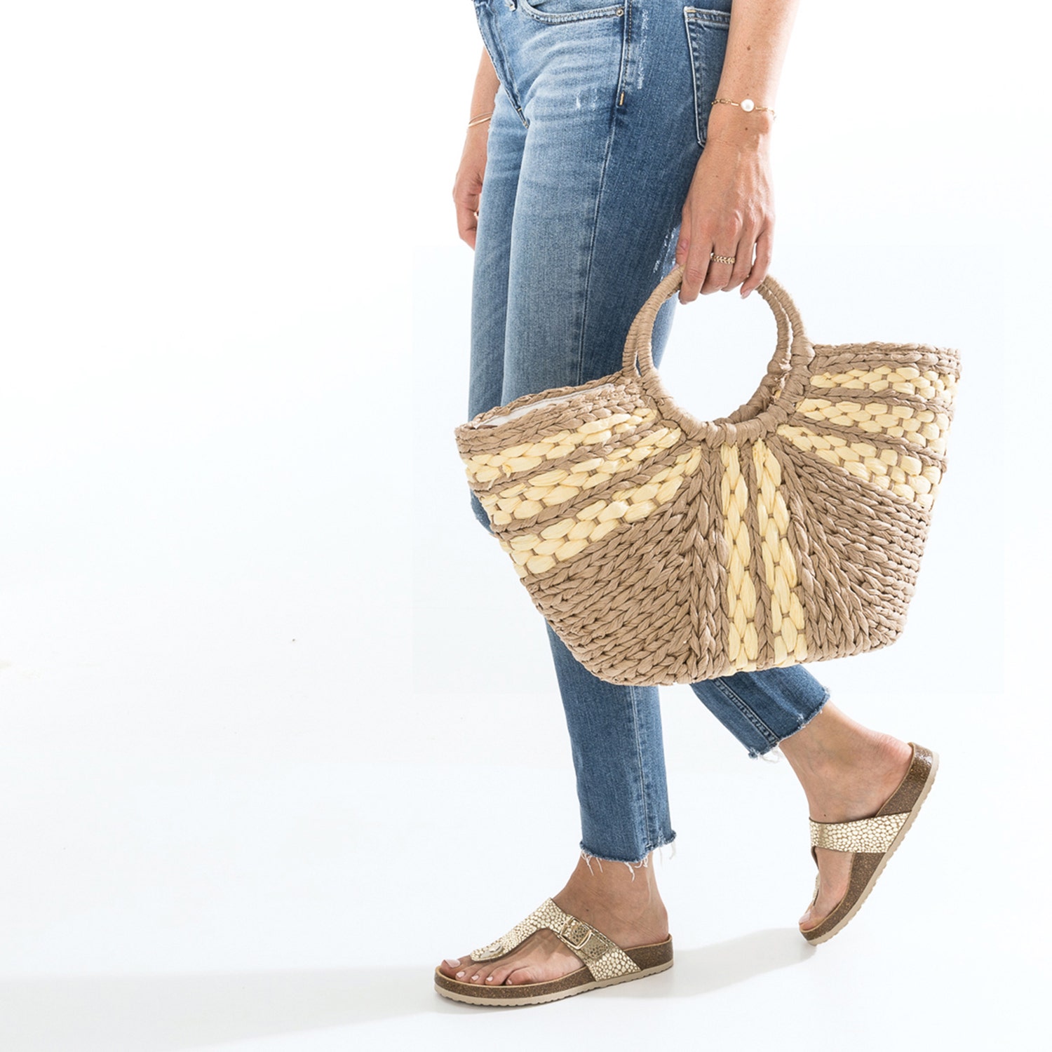 Panier beige foncé et jaune en papier tressé avec bandoulière