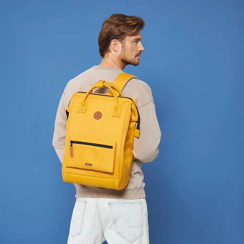 Yellow Majorelle front pocket