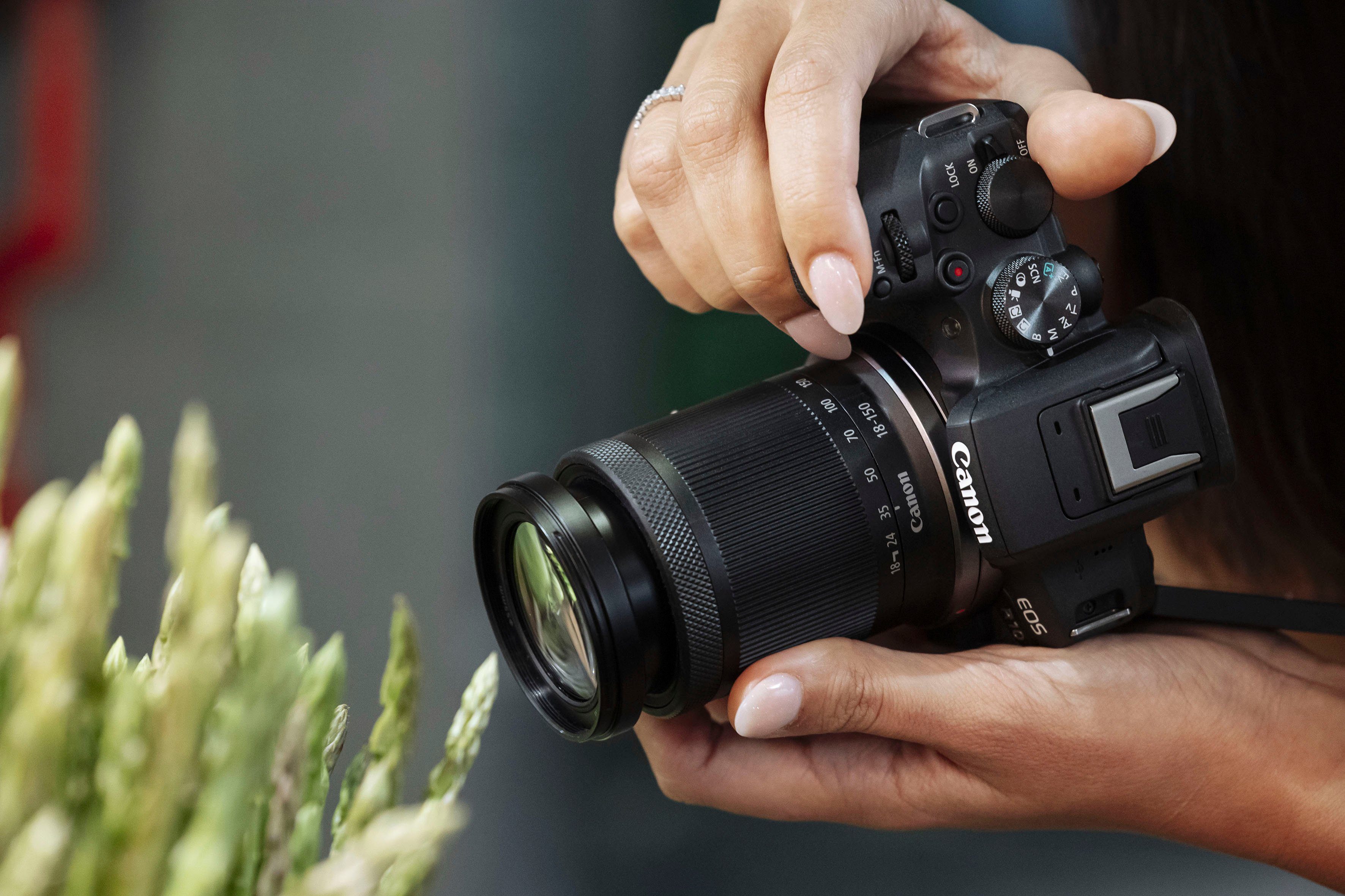 Canon RF-S 18-150mm F3.5-6.3 IS STM Objektiv
