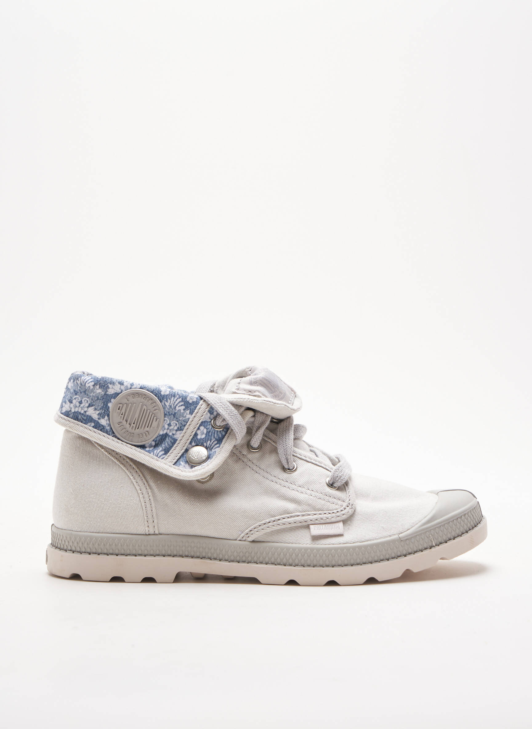 Palladium Baskets Femme couleur gris