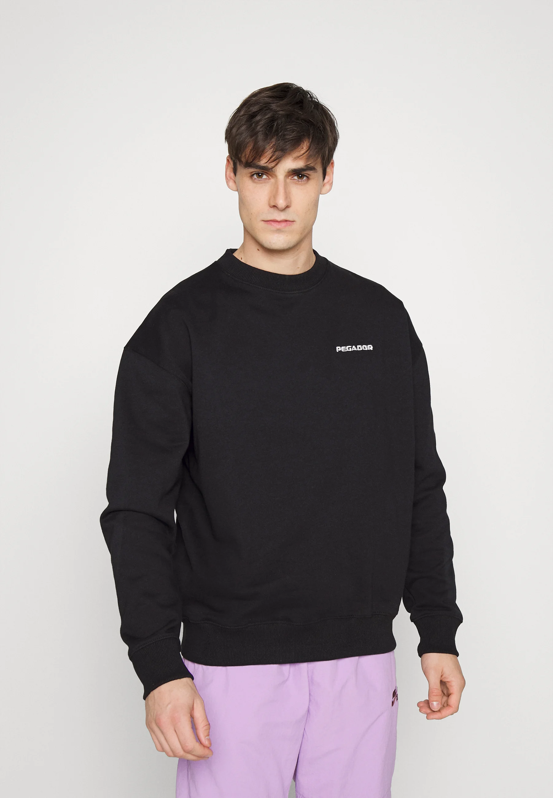 Sudadera con logo de Pegador