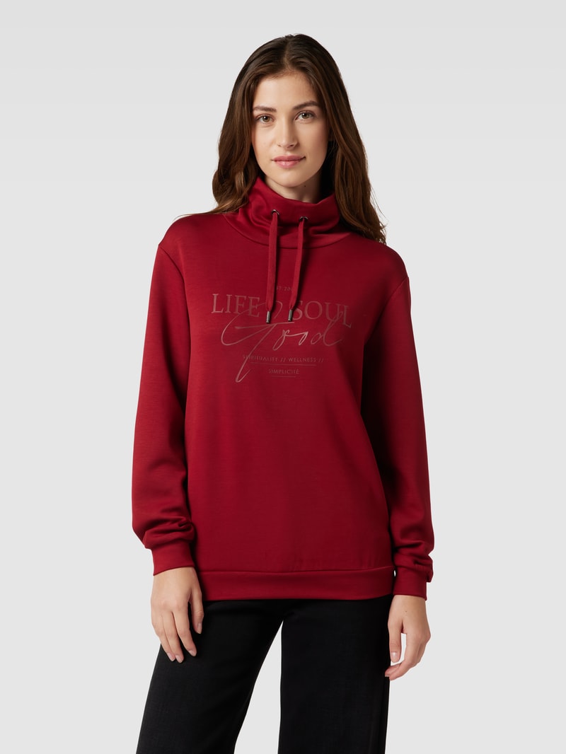 Sweatshirt mit Stehkragen und Tunnelzug Modell 'BANU' in bordeaux rot