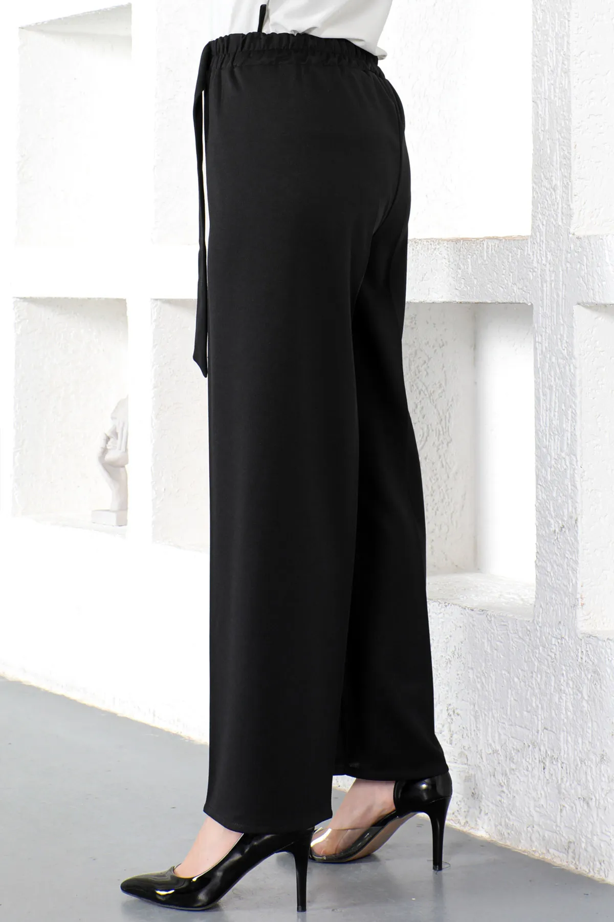 Tesettür Dünyası  Hose mit weitem Bein und elastischer Taille Tsd230109 Schwarz