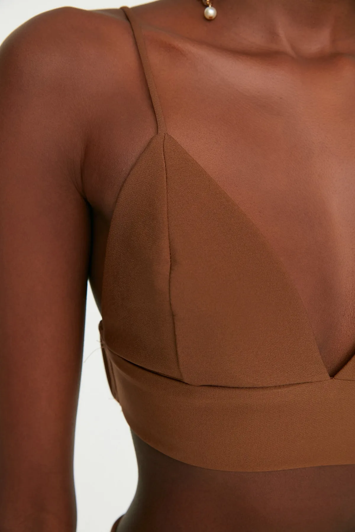 Trendyol Collection  Braunes Riemchen-Bustier TPRAW22BS0005