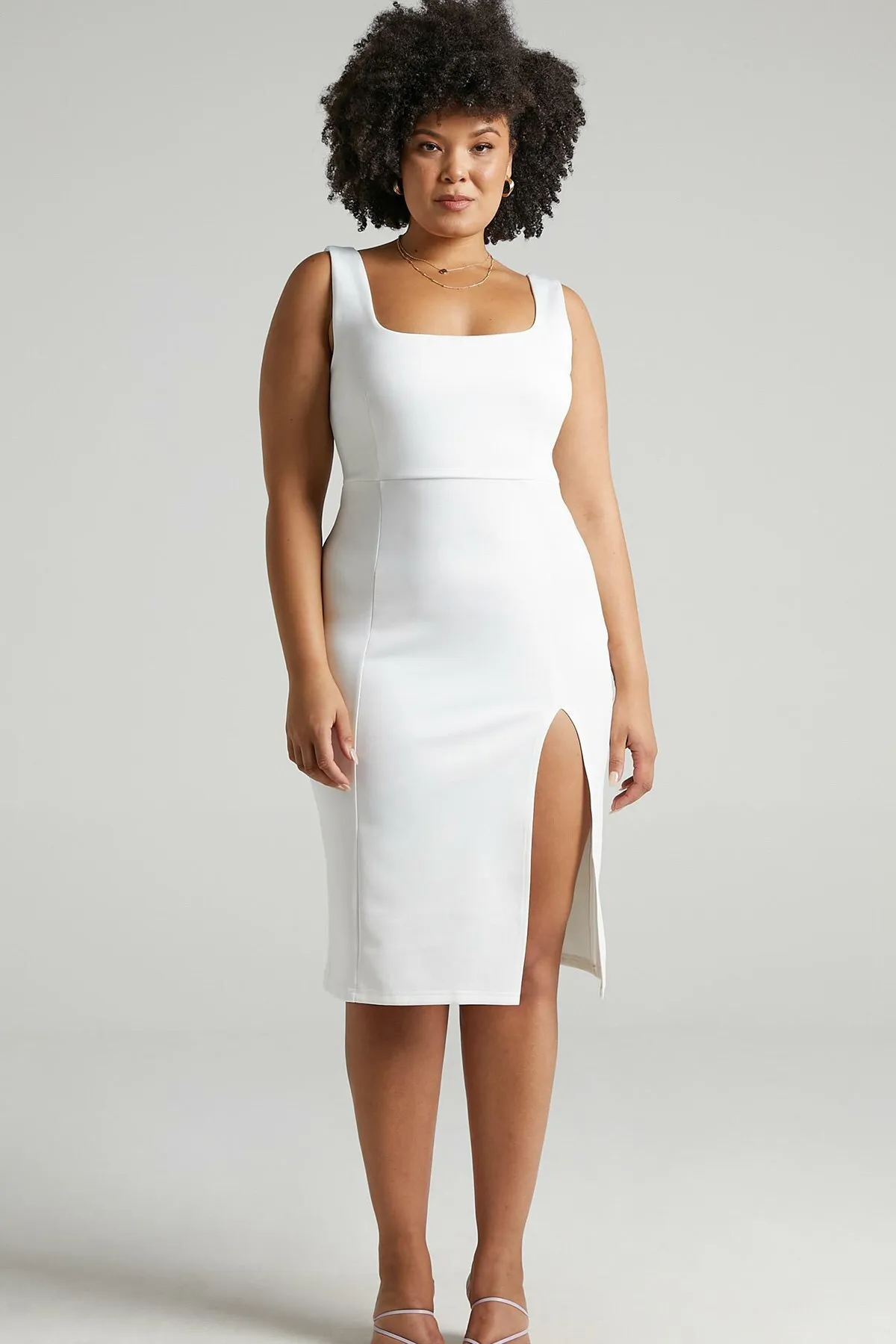 Madmext  Mad Girls Weißes Basic-Kleid in Midi-Größe Mg1423