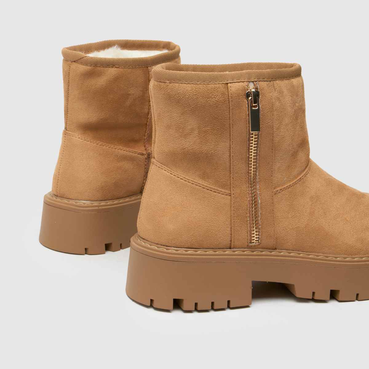 Schuh Carman – Bruna stövlar i fuskpäls