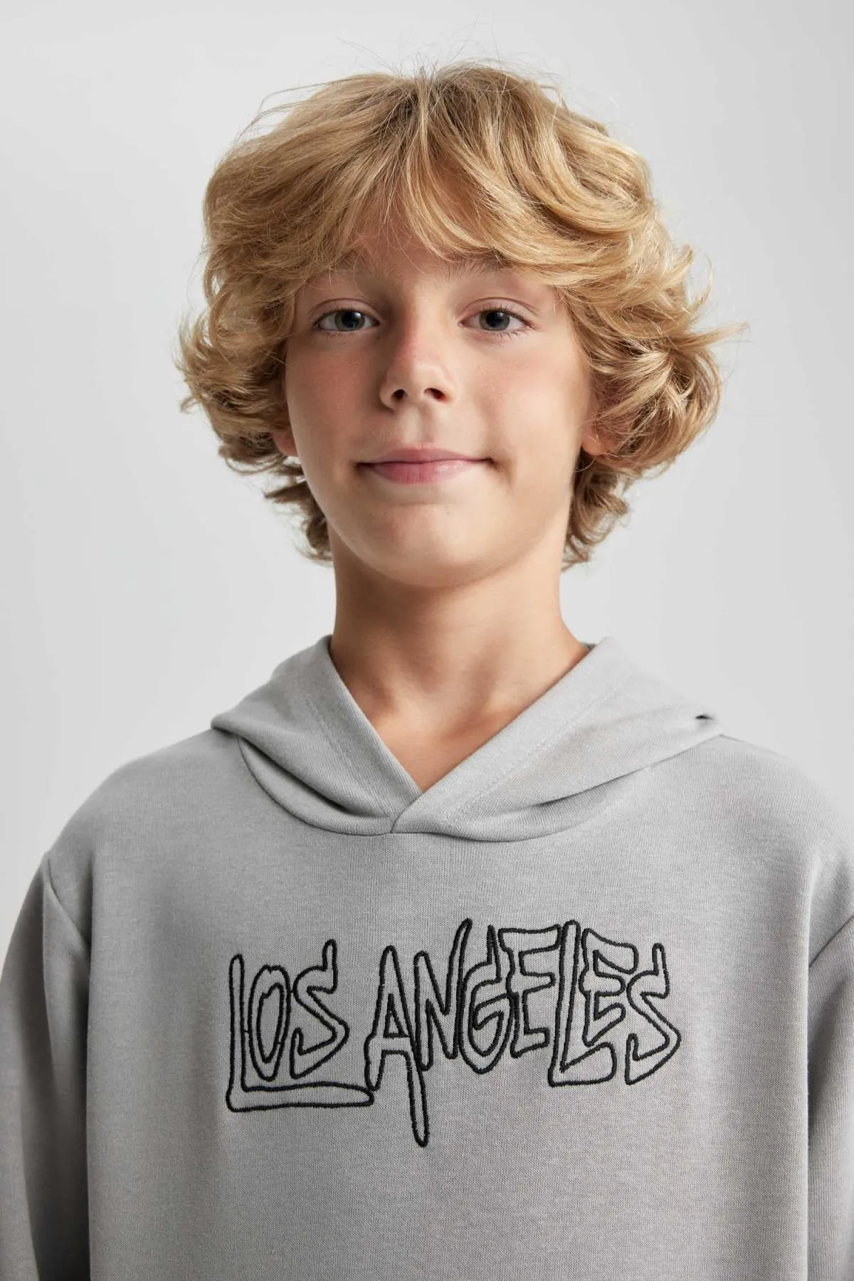 DeFacto  Dickes Kapuzen-Sweatshirt für Jungen
