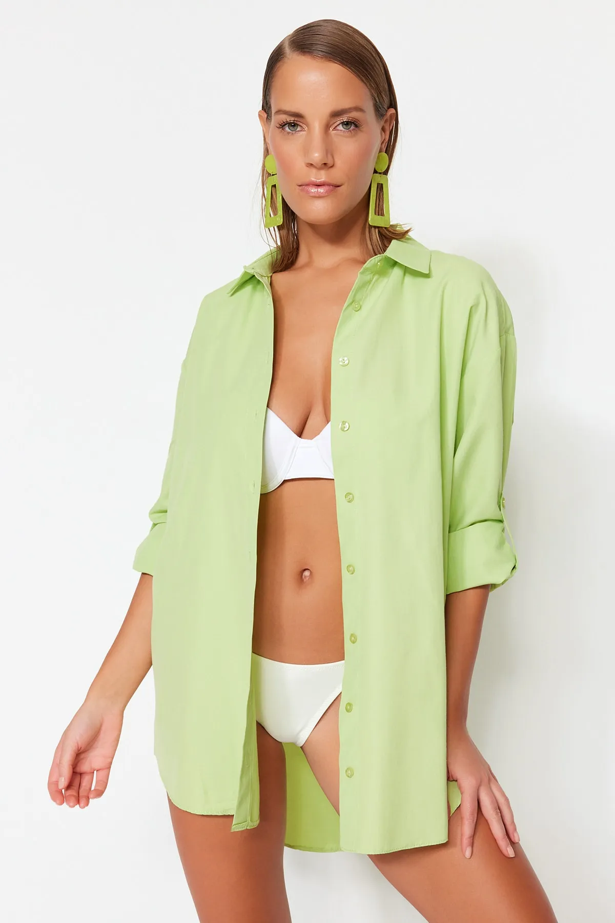 Trendyol Collection  Grünes gewebtes Hemd TBESS22GO0664