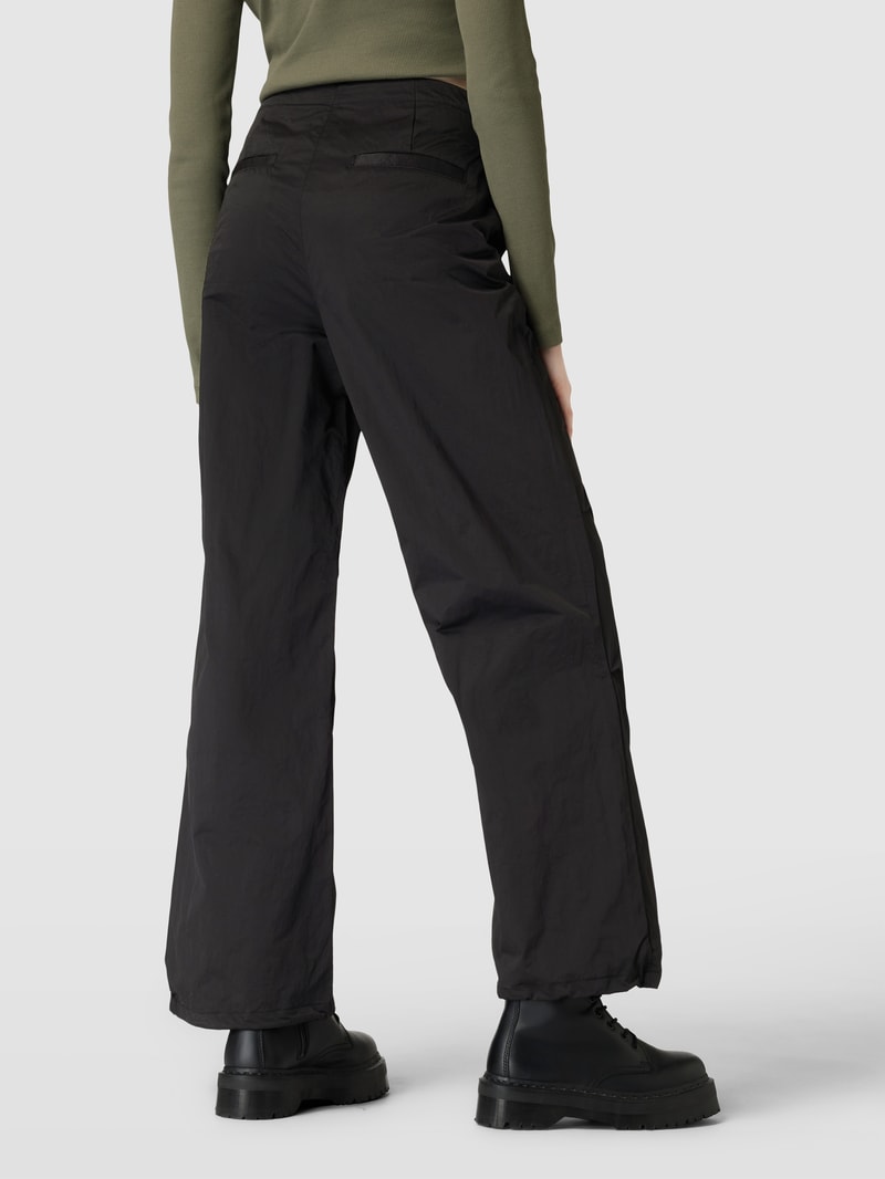 Loose Fit Cargohose mit Kordelzug in black