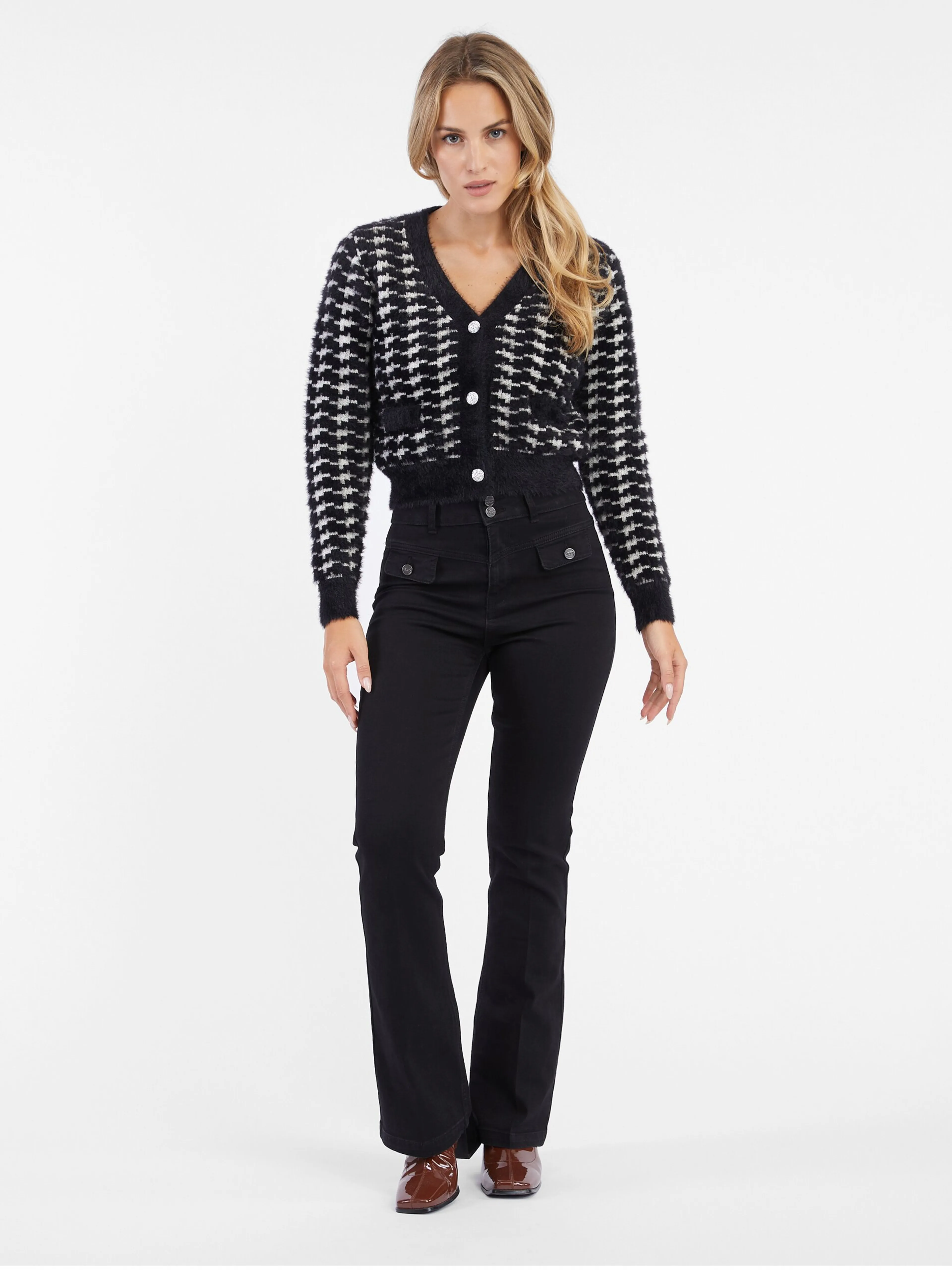 Weiß-schwarz gemusterte Damen-Strickjacke ORSAY