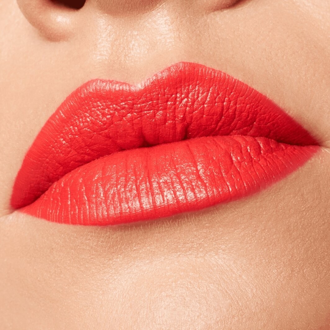 Essence The Slim Stick