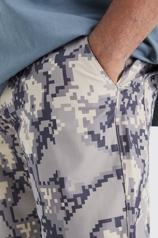 Plus lockere Camouflage-Hose