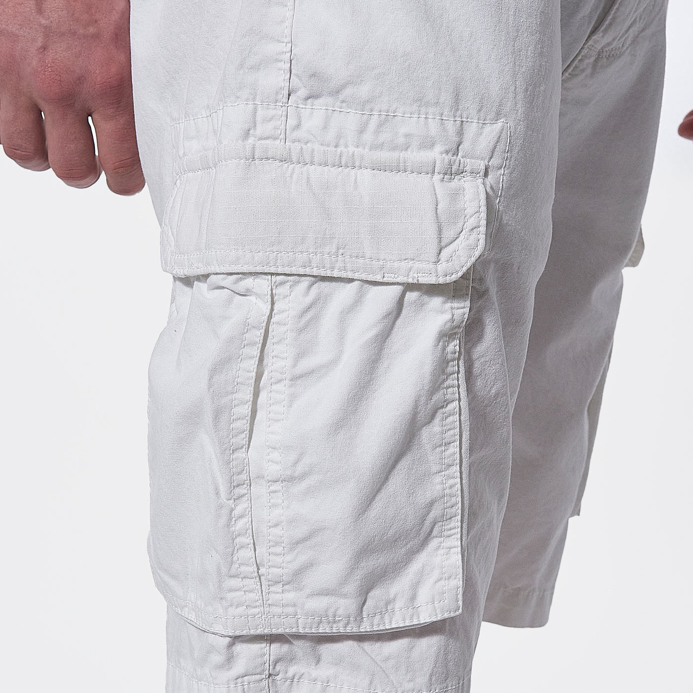 NIMES  Bermuda cargo blanc Homme en 100% coton