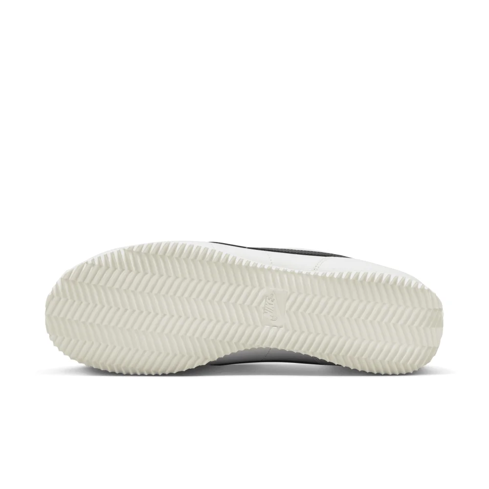 Nike Cortez DM4044-100 / weiss