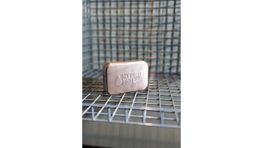 HYDROPHIL Seifendose aus Aluminium mit Abtropfsieb silber