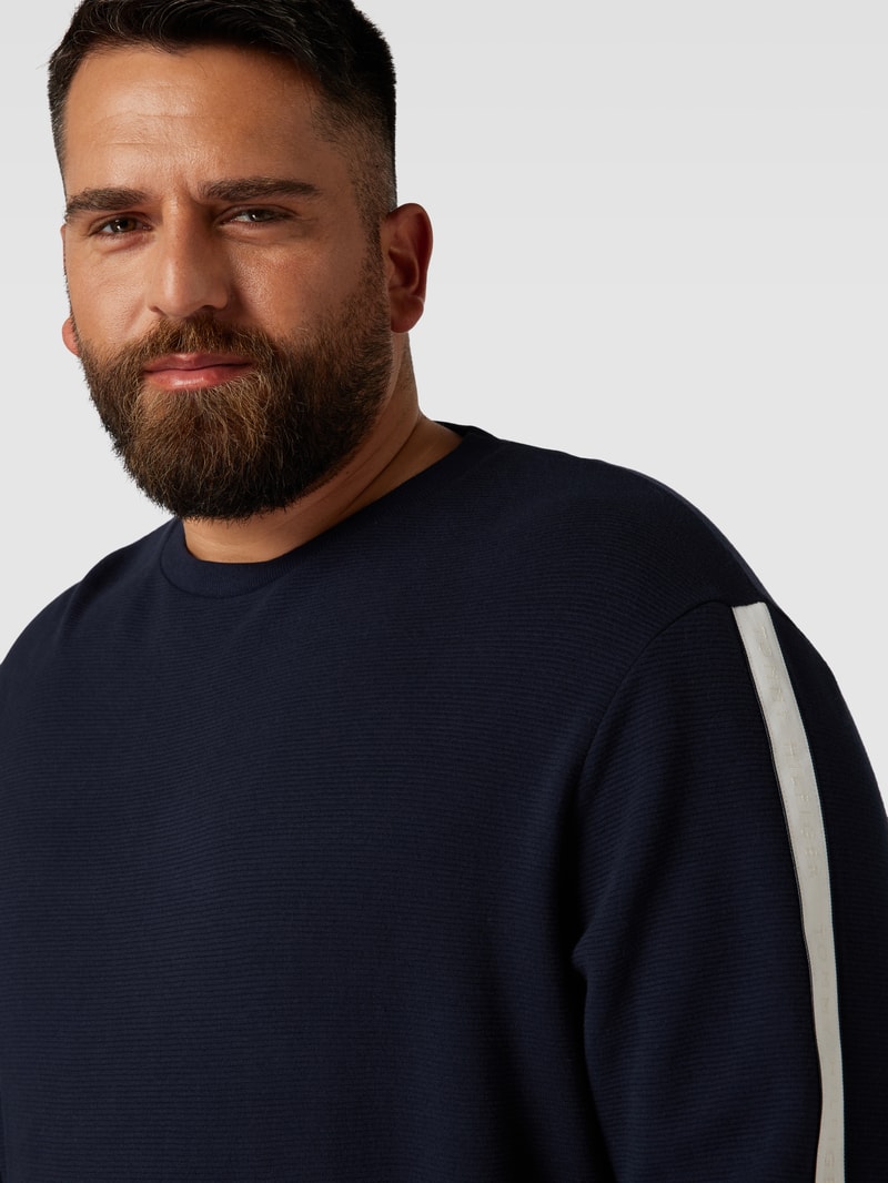 PLUS SIZE Sweatshirt mit Kontraststreifen in marineblau