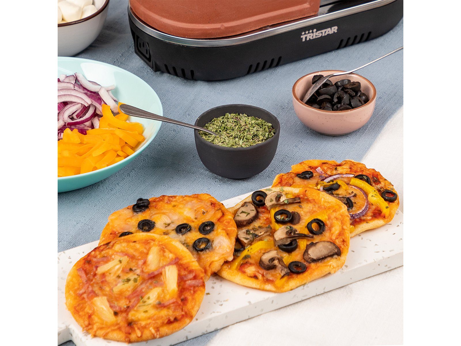 Tristar Elektrische Pizzapfanne, 1060 W, Pizzaofen für 4 Personen, Pizzamaker erweiterbar für 6/8 Personen