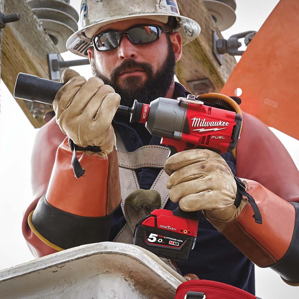 Furadeira de impacto MILWAUKEE FUEL 18 V com chave única de 7/16 polegadas M18ONEFHIWH716-0