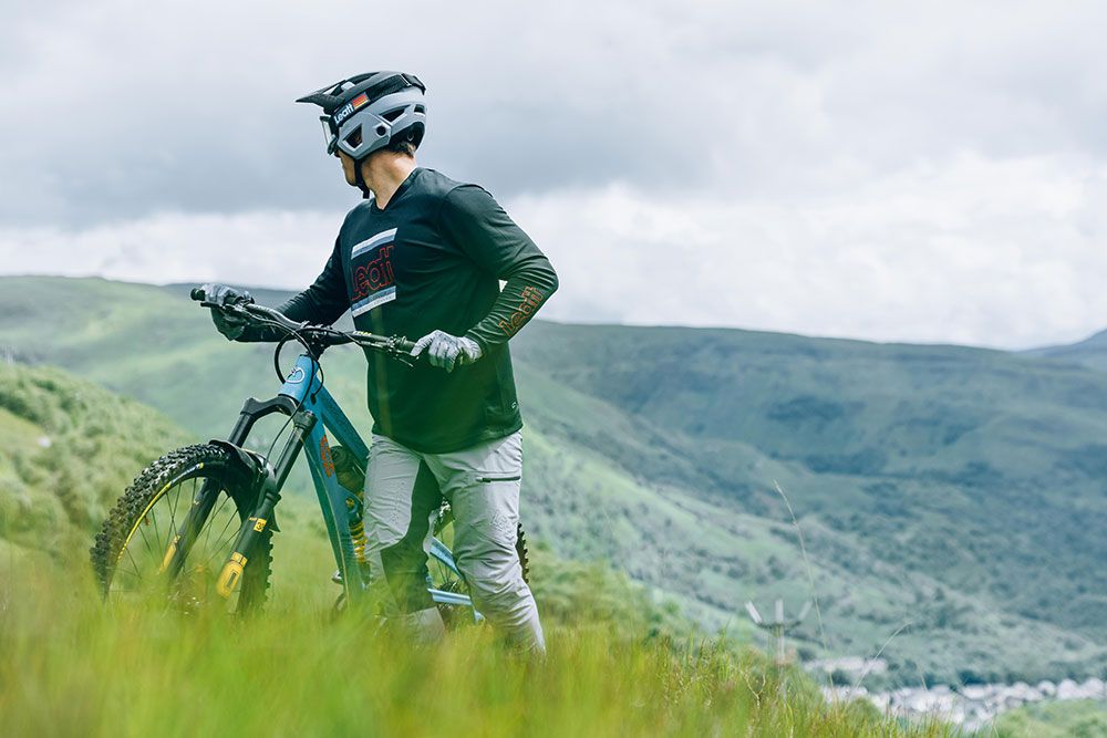 Leatt 3.0 Enduro - Fullface Helm kaufen | Bike-Discount