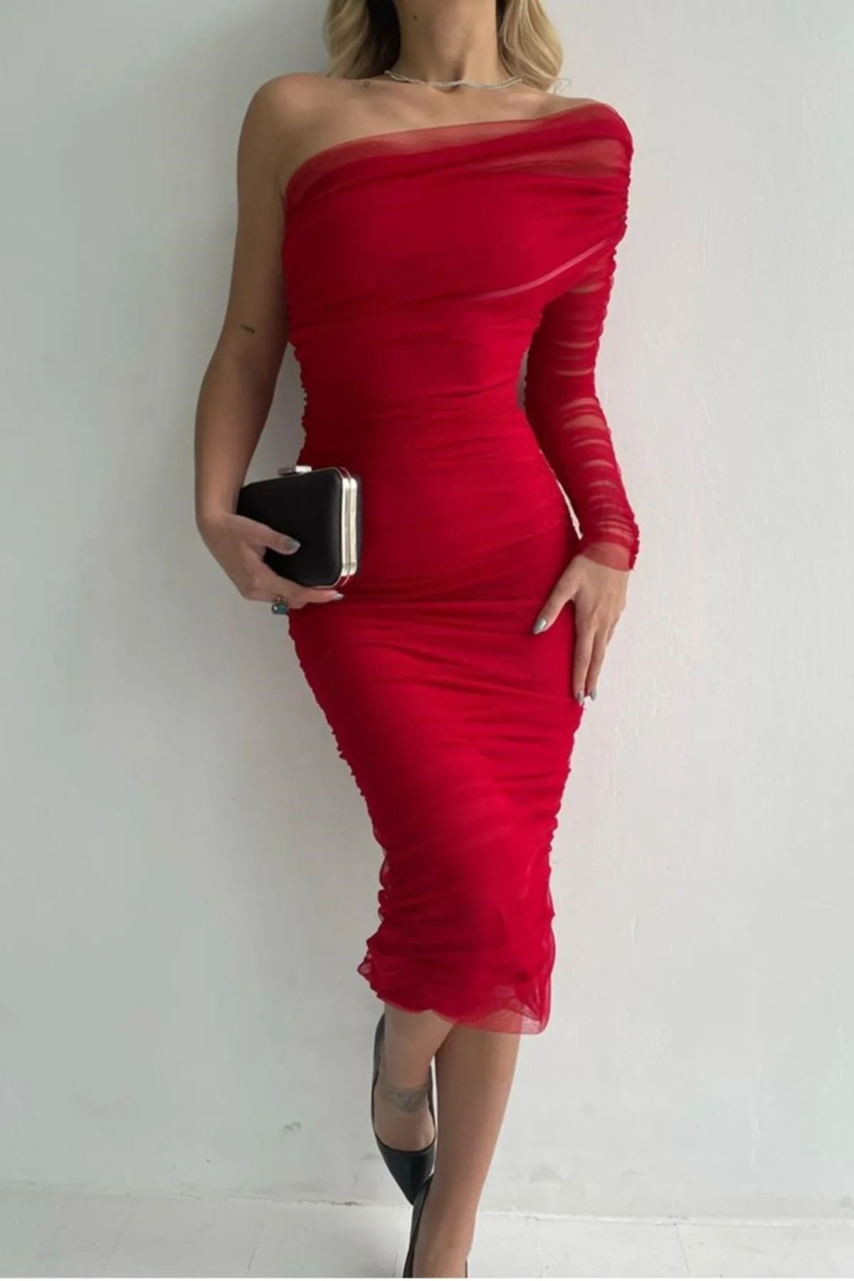 bayansepeti  Gefütterter Tüllstoff, One-Sleeve-Detail, schmale Passform, Midi-Länge, rotes Bleistiftkleid, Verlobungskleid 109